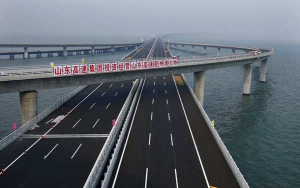 Танян-Куньшань Гранд мост в Китае